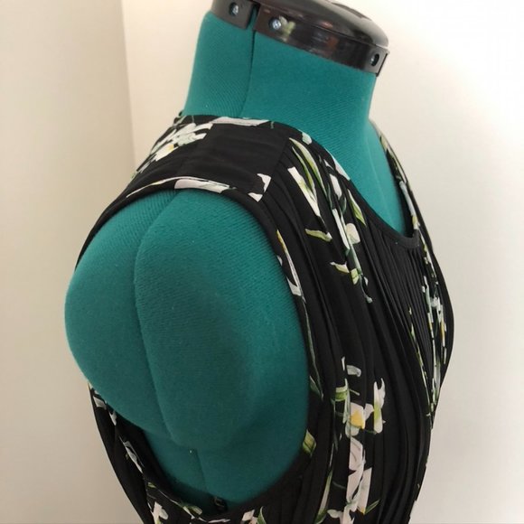 Banana Republic Black Floral Pleated Mini Dress - Picture 4 of 11